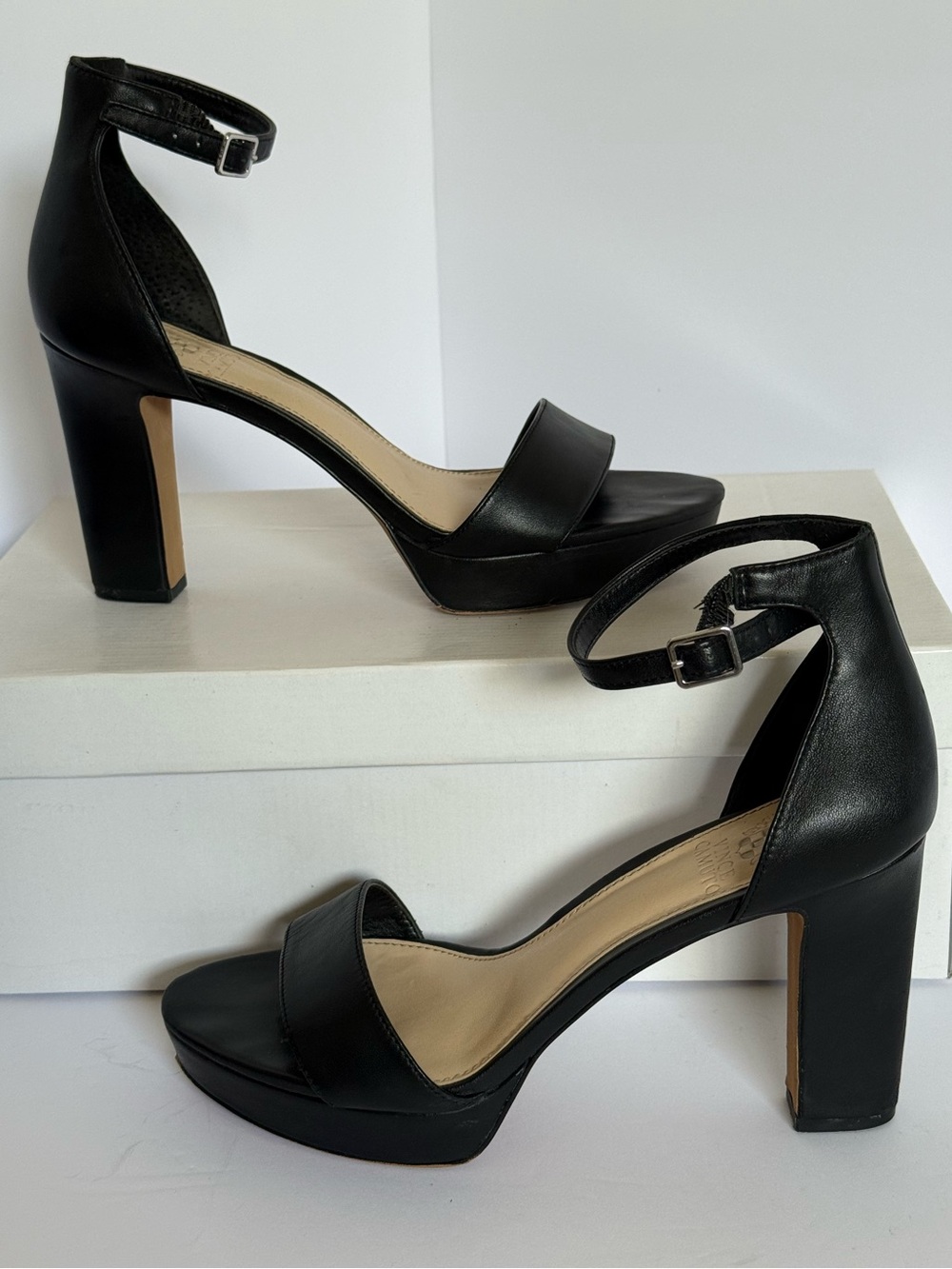 Vince Camuto Black Leather Ankle Strap Block Heel Sandals Size 8.5